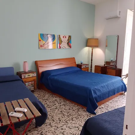 Accommodatie bij particulieren Station House Cettina